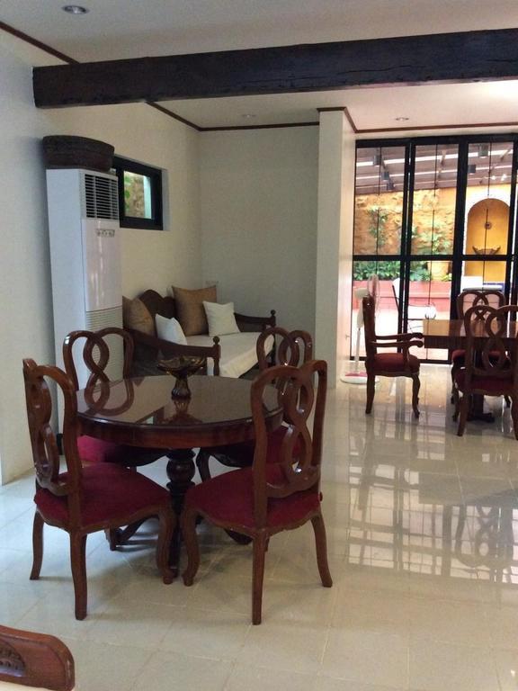 Casa Roces Legazpi Exterior foto